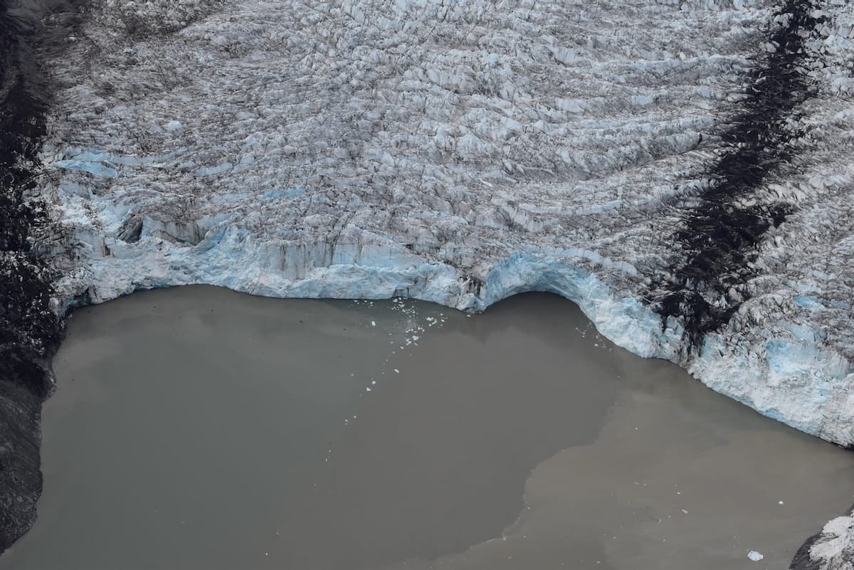 Dropstones in the tropics